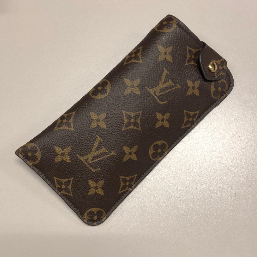 RARE Authentic Louis Vuitton Lunettes MM